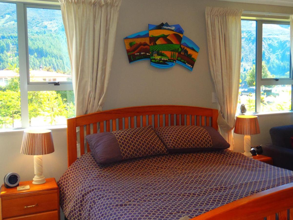 Lakefront Fantail Cottage Lake Hawea, Wanaka 外观 照片